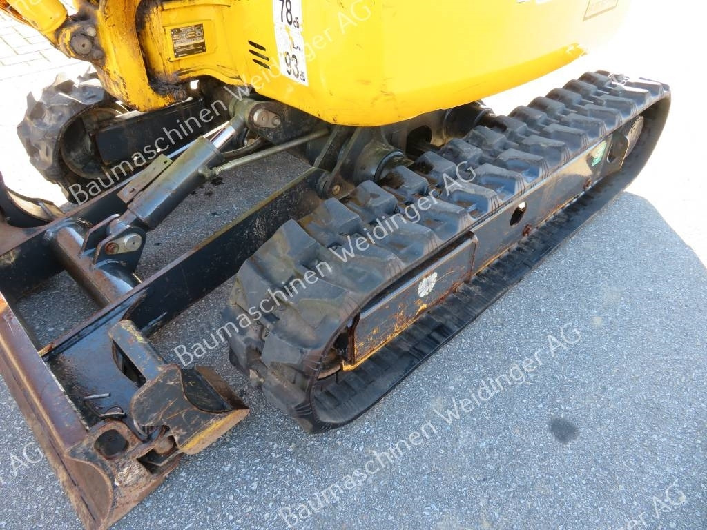 Mini excavator Komatsu PC 16 R-3HS: picture 8