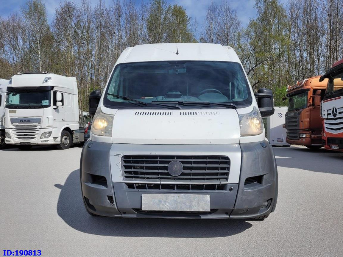 FIAT Ducato - VIP - 17 Seater - Minibus, People carrier: picture 2 FIAT Ducato - VIP - 17 Seater - Minibus, People carrier: picture 2