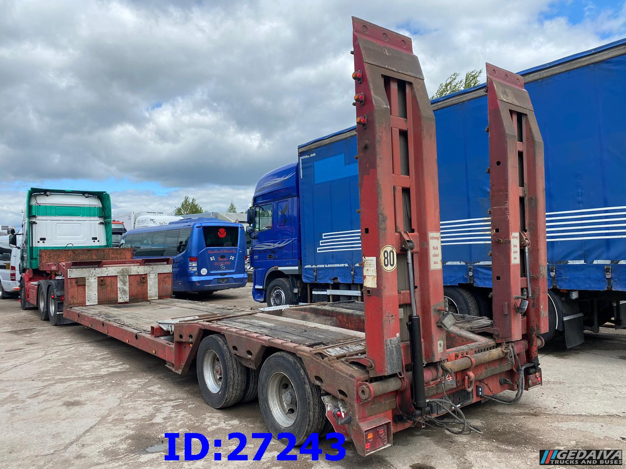LANGENDORF Satbue 20/28 - Low bed - Low loader semi-trailer: picture 5 LANGENDORF Satbue 20/28 - Low bed - Low loader semi-trailer: picture 5