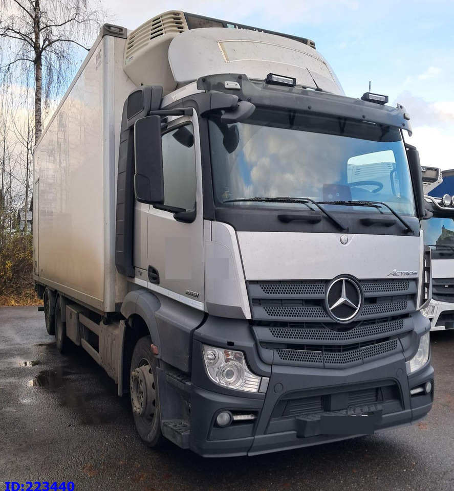 MERCEDES-BENZ Actros 2551 6x2 Euro6 - Refrigerated truck: picture 2 MERCEDES-BENZ Actros 2551 6x2 Euro6 - Refrigerated truck: picture 2