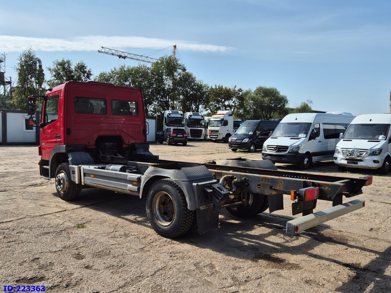 MERCEDES-BENZ Atego 1218 - Full steel - Manual (3 seats) - Cab chassis truck: picture 4 MERCEDES-BENZ Atego 1218 - Full steel - Manual (3 seats) - Cab chassis truck: picture 4