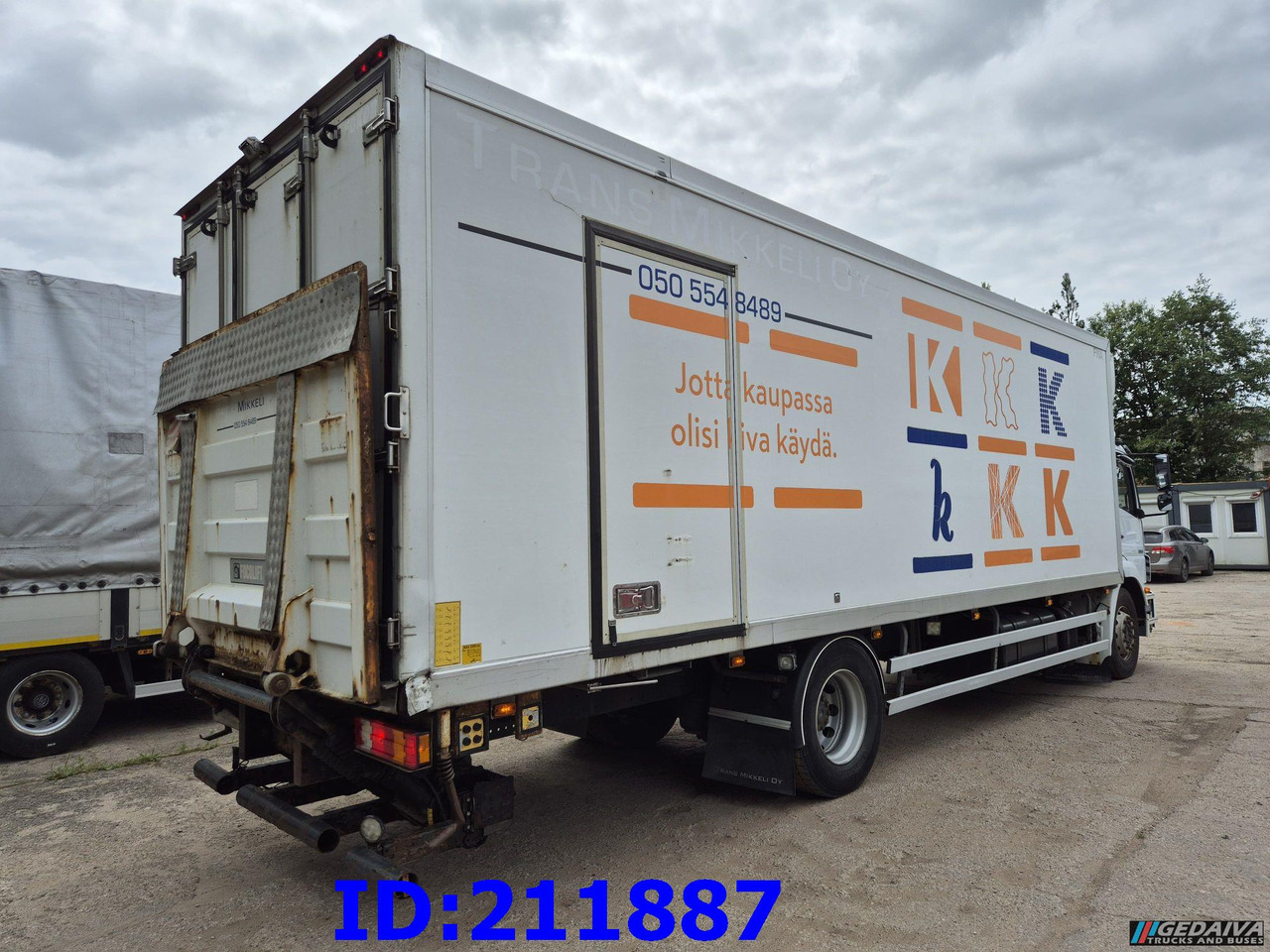 MERCEDES-BENZ Axor 1833 - Manual - Refrigerated truck: picture 5 MERCEDES-BENZ Axor 1833 - Manual - Refrigerated truck: picture 5