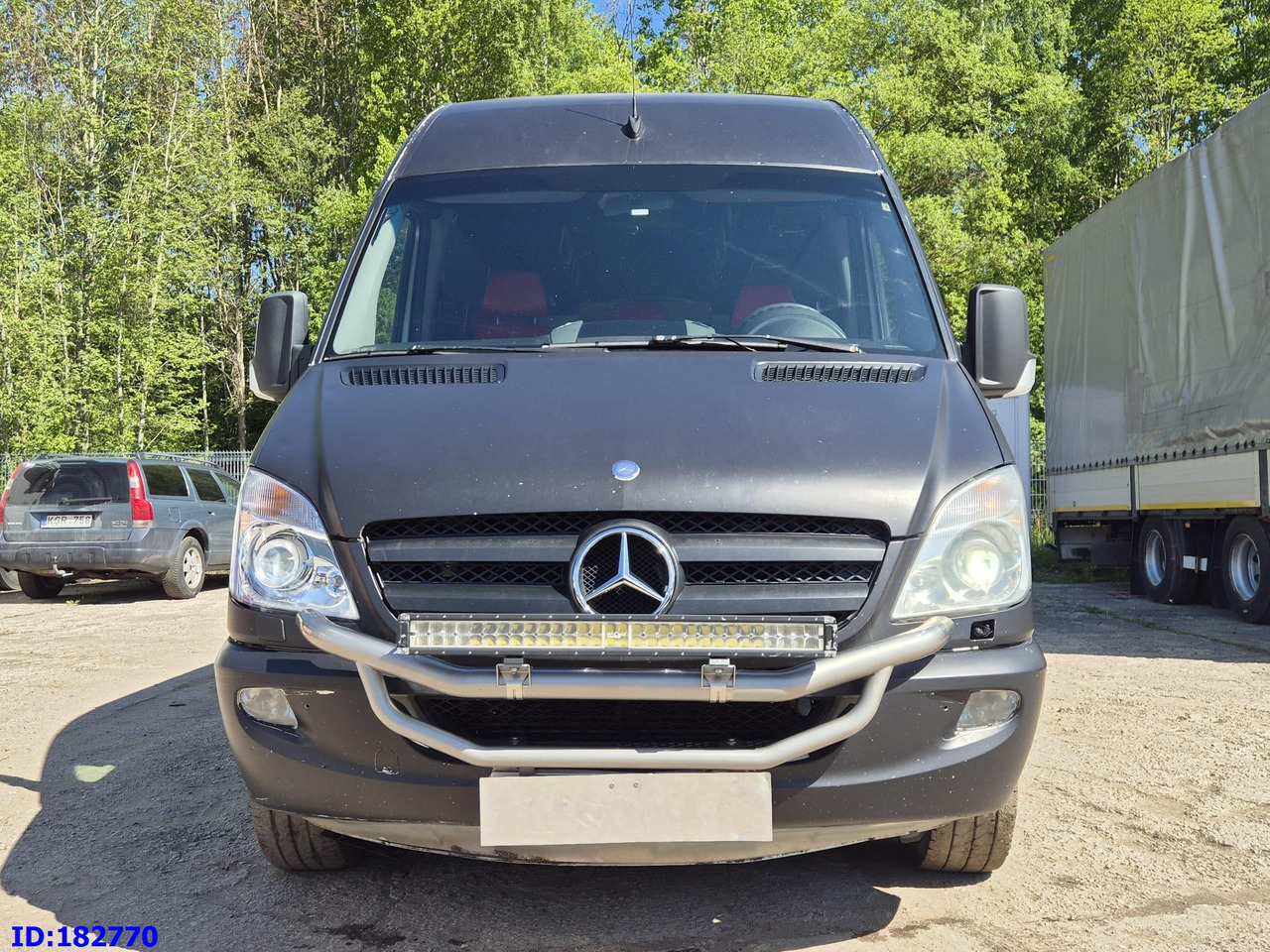MERCEDES-BENZ Sprinter 319 VIP Euro5 - Minibus, People carrier: picture 2 MERCEDES-BENZ Sprinter 319 VIP Euro5 - Minibus, People carrier: picture 2