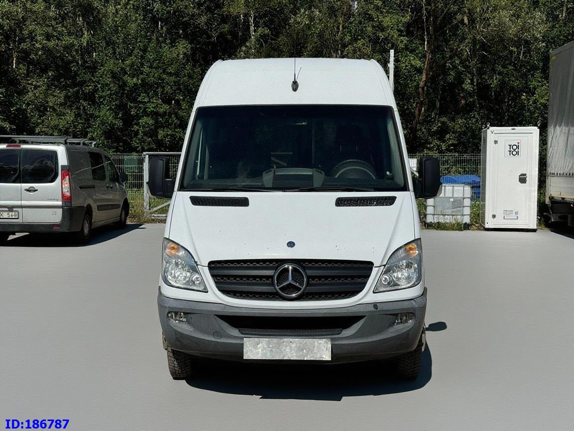MERCEDES-BENZ Sprinter 516 - 17-seater - Euro5 - Minibus, People carrier: picture 2 MERCEDES-BENZ Sprinter 516 - 17-seater - Euro5 - Minibus, People carrier: picture 2