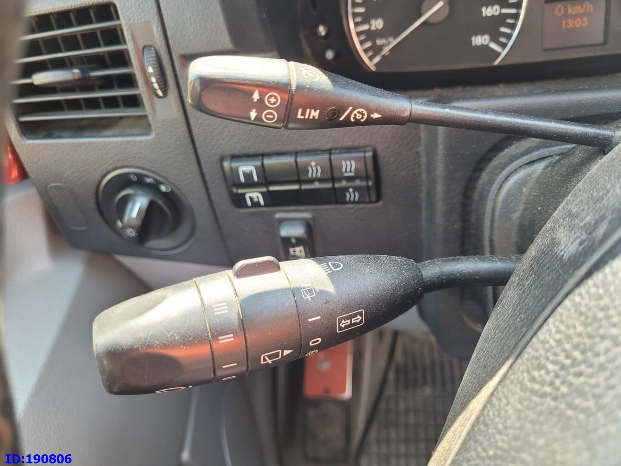 City bus MERCEDES-BENZ Sprinter 518 - 22 Place: picture 11 City bus MERCEDES-BENZ Sprinter 518 - 22 Place: picture 11