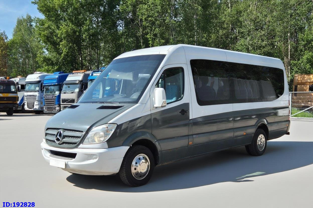 MERCEDES-BENZ Sprinter 519 - 17 place - Euro5 - Minibus, People carrier: picture 1 MERCEDES-BENZ Sprinter 519 - 17 place - Euro5 - Minibus, People carrier: picture 1
