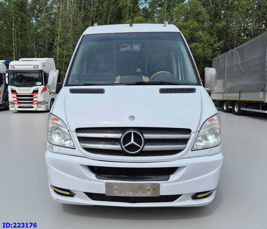 MERCEDES-BENZ Sprinter 519 VIP Luxury - Minibus, People carrier: picture 2 MERCEDES-BENZ Sprinter 519 VIP Luxury - Minibus, People carrier: picture 2