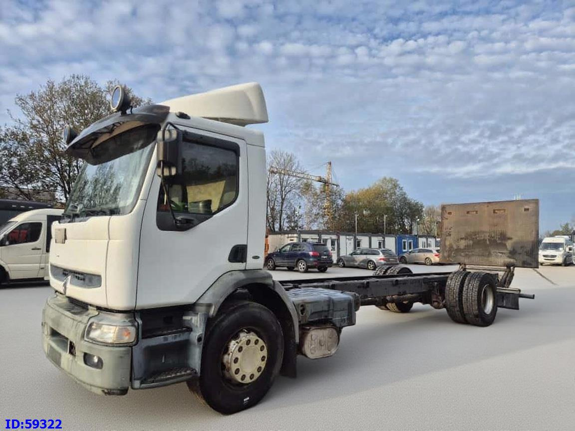 RENAULT Premium 270 4x2 Manual  (Electric defect) - Cab chassis truck: picture 1 RENAULT Premium 270 4x2 Manual  (Electric defect) - Cab chassis truck: picture 1