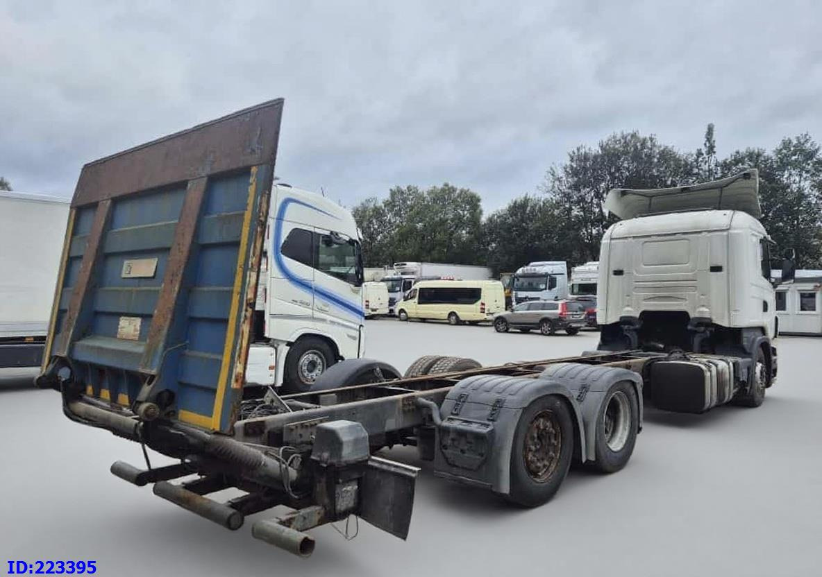 SCANIA R440 6X2 Steering axle (Engine defect) - Cab chassis truck: picture 5 SCANIA R440 6X2 Steering axle (Engine defect) - Cab chassis truck: picture 5