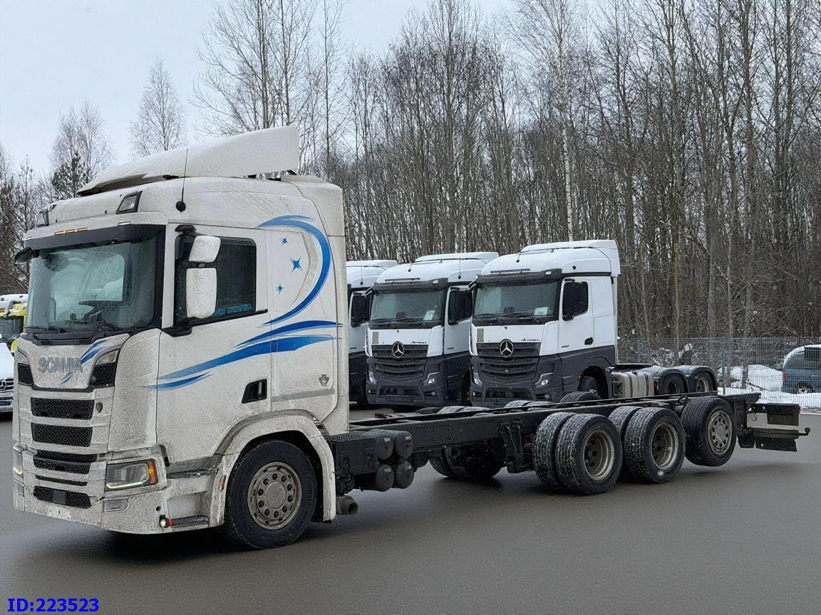 SCANIA R650 V8 RETARDER Steering axle - Cab chassis truck: picture 1 SCANIA R650 V8 RETARDER Steering axle - Cab chassis truck: picture 1