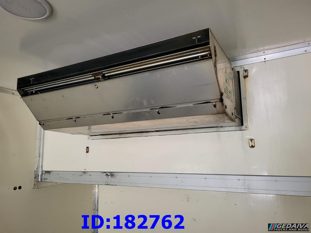 THERMO KING TS-500e - Refrigerator unit: picture 4 THERMO KING TS-500e - Refrigerator unit: picture 4