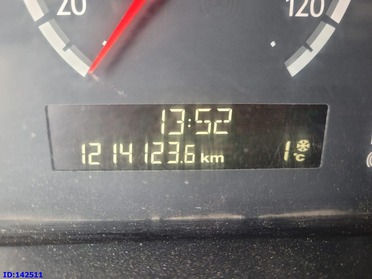 Tractor unit SCANIA R500 6X2 Manual: picture 10 Tractor unit SCANIA R500 6X2 Manual: picture 10