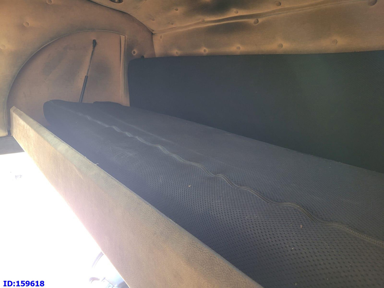 Tractor unit SCANIA R620 6x4 Retarder: picture 16