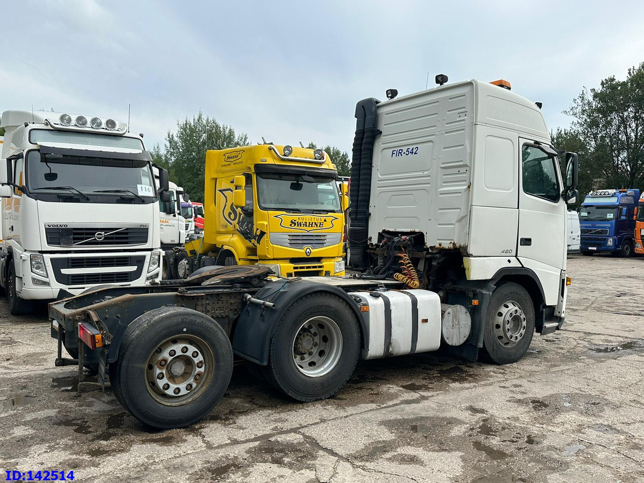 VOLVO FH12 420HP 6x2 Manual - Tractor unit: picture 4 VOLVO FH12 420HP 6x2 Manual - Tractor unit: picture 4