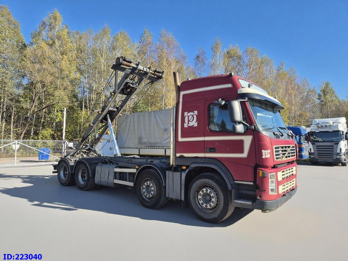 VOLVO FM12 420HP 8x2 - Tipper: picture 4 VOLVO FM12 420HP 8x2 - Tipper: picture 4