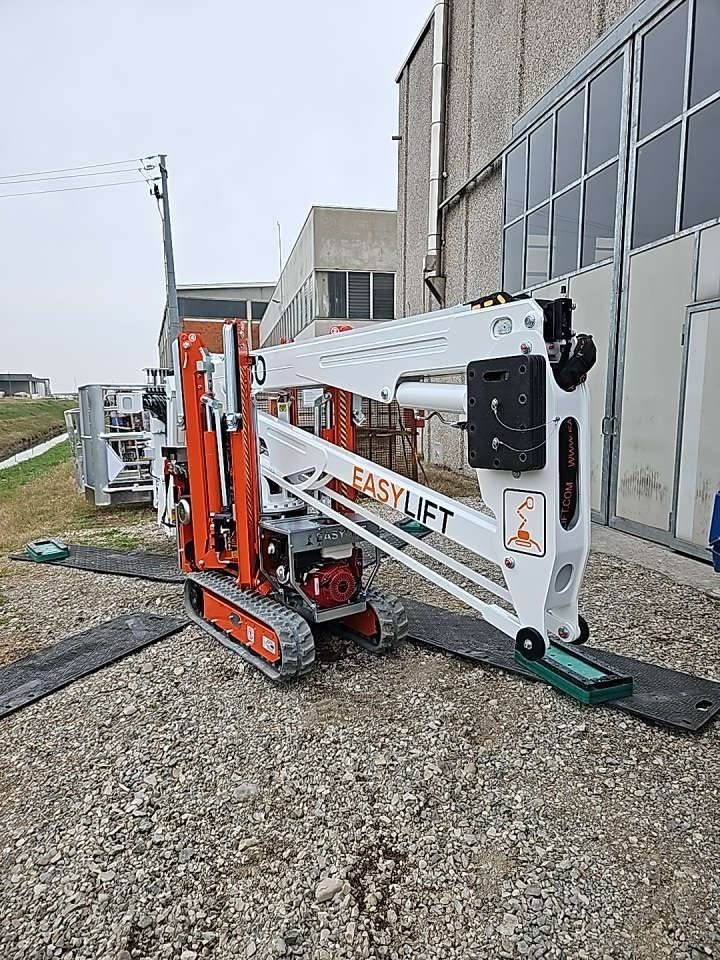 EasyLift R180 - Articulated boom lift: picture 2 EasyLift R180 - Articulated boom lift: picture 2