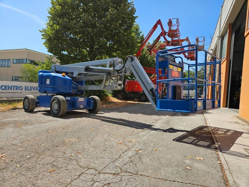 Genie Z 45/25 J DC - Articulated boom lift: picture 1 Genie Z 45/25 J DC - Articulated boom lift: picture 1