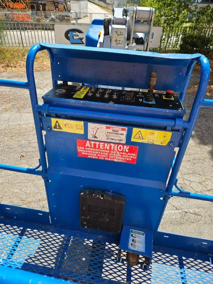 Articulated boom lift Genie Z 45/25 J DC: picture 13