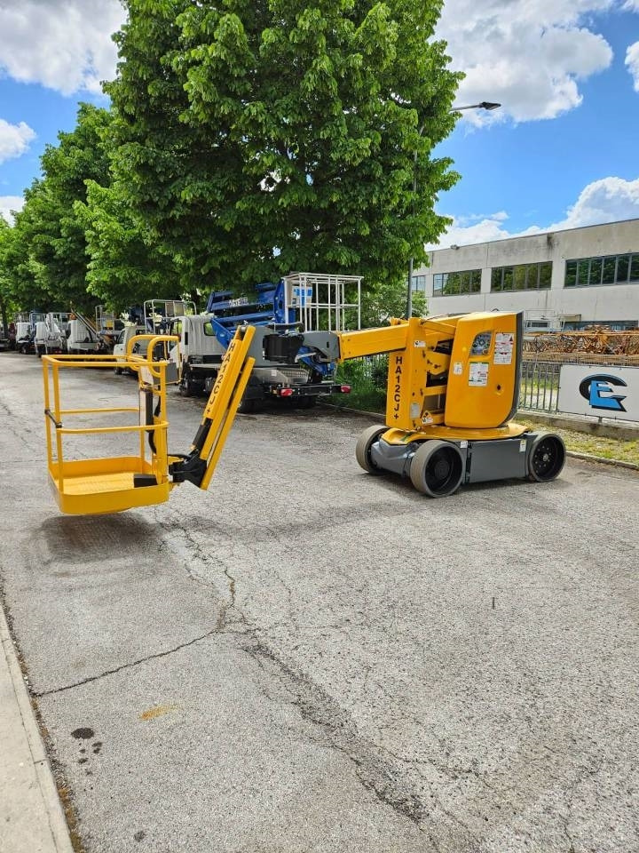 Haulotte HA 12 CJ+ - Articulated boom lift: picture 4 Haulotte HA 12 CJ+ - Articulated boom lift: picture 4
