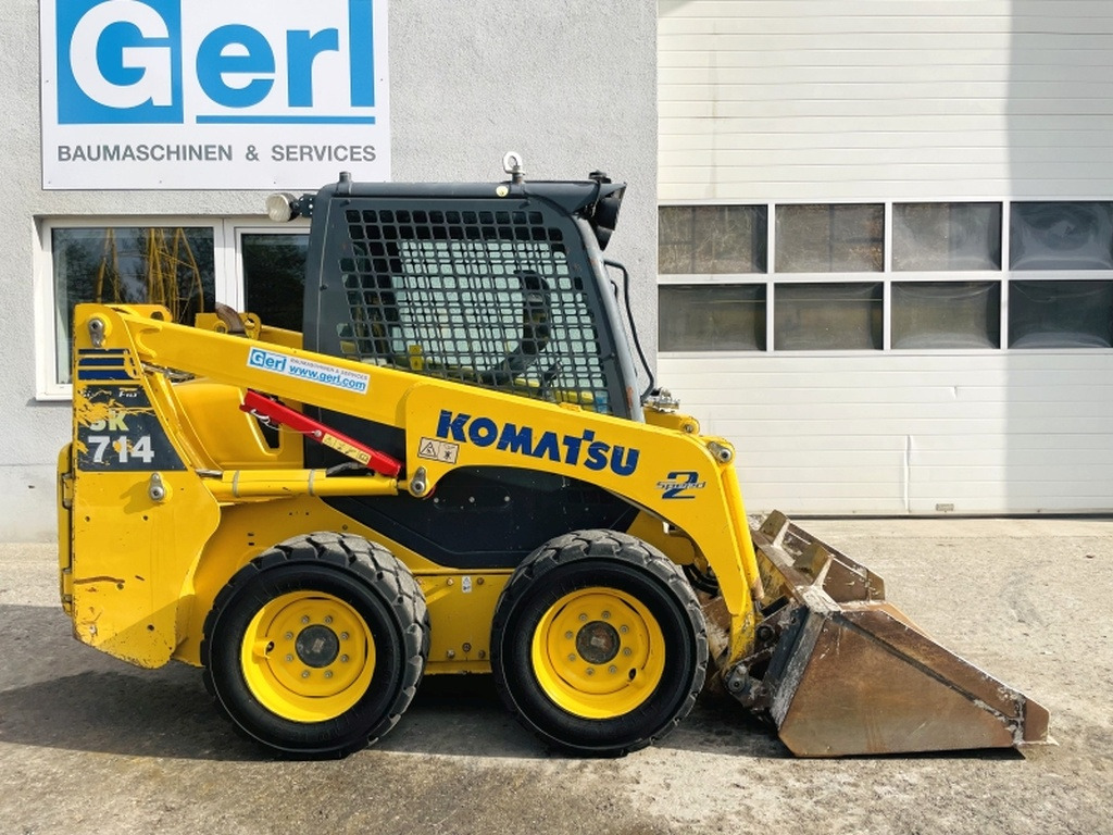 Komatsu SK714-5 (3948) - Skid steer loader: picture 2 Komatsu SK714-5 (3948) - Skid steer loader: picture 2