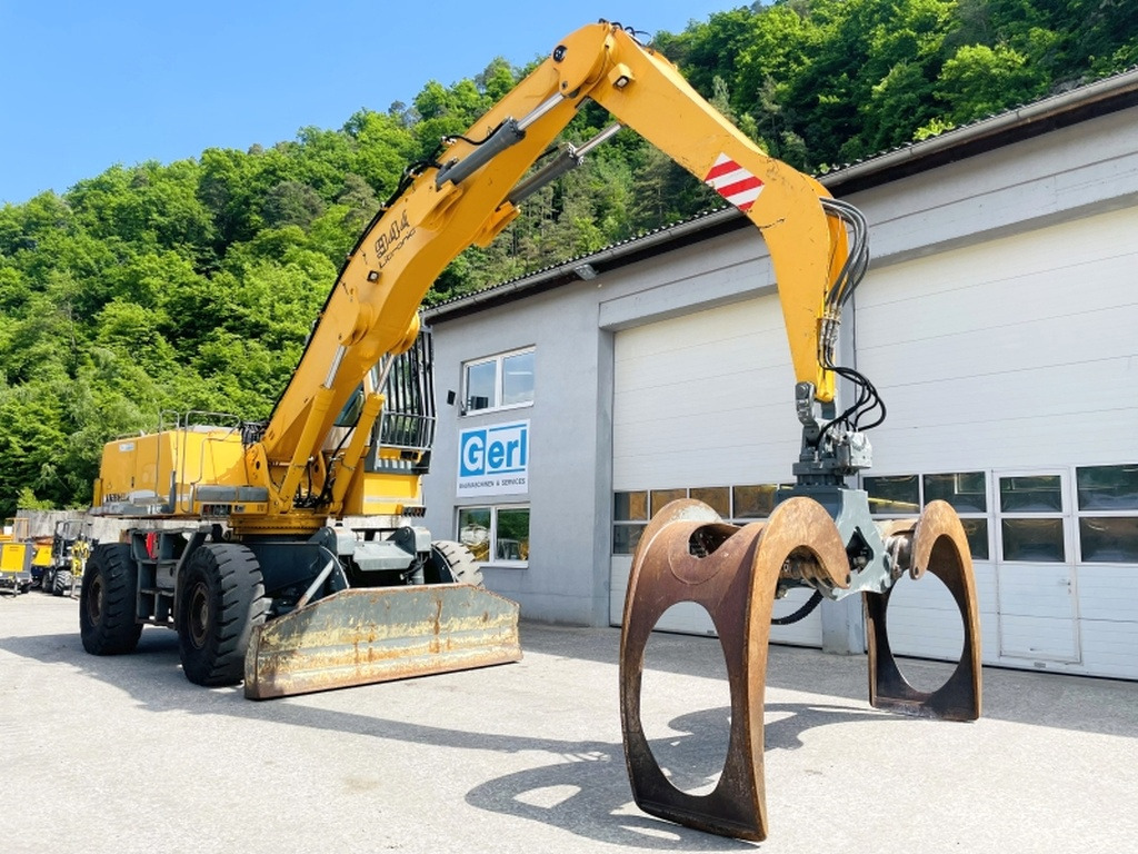 Liebherr A944B HD (3995) - Material handler: picture 3 Liebherr A944B HD (3995) - Material handler: picture 3