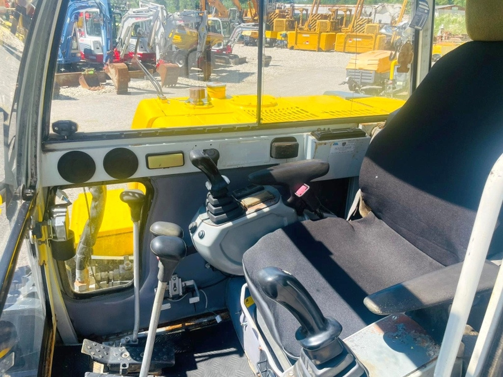 Neuson 8002 RDV (4015) - Mini excavator: picture 5 Neuson 8002 RDV (4015) - Mini excavator: picture 5