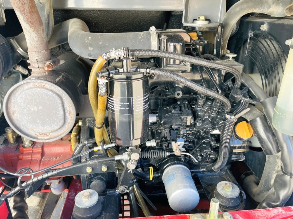 Mini excavator Takeuchi TB235 (3969): picture 8