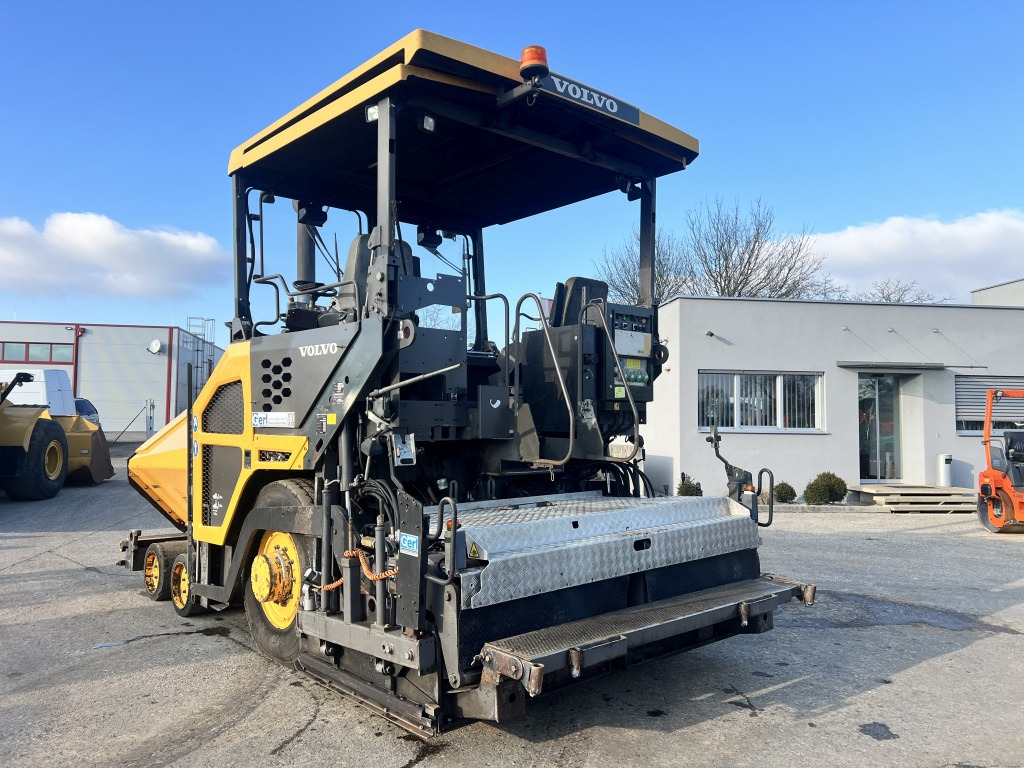 Volvo 6870 C (111414) - Asphalt paver: picture 3 Volvo 6870 C (111414) - Asphalt paver: picture 3