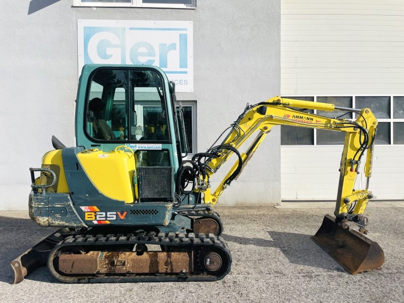 Yanmar B25V (3699) - Mini excavator: picture 2 Yanmar B25V (3699) - Mini excavator: picture 2