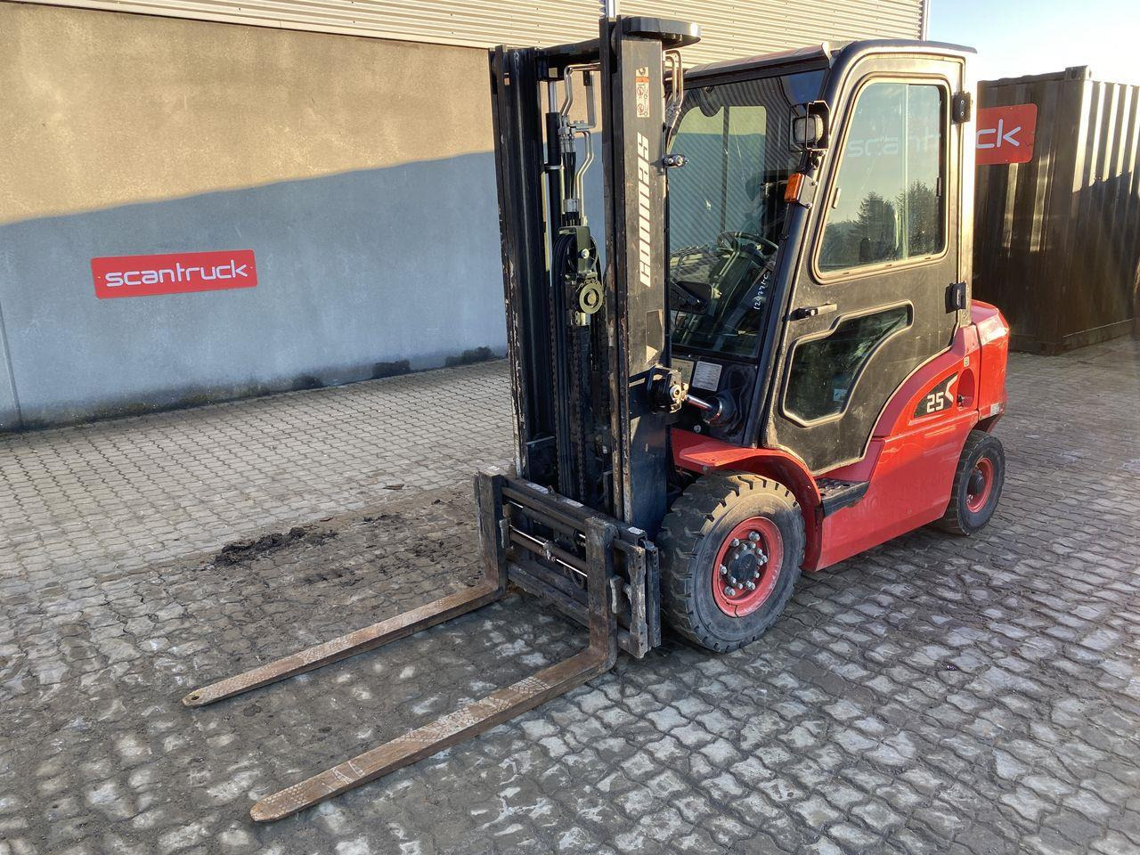 Conmas 2500kg - Diesel forklift: picture 1 Conmas 2500kg - Diesel forklift: picture 1