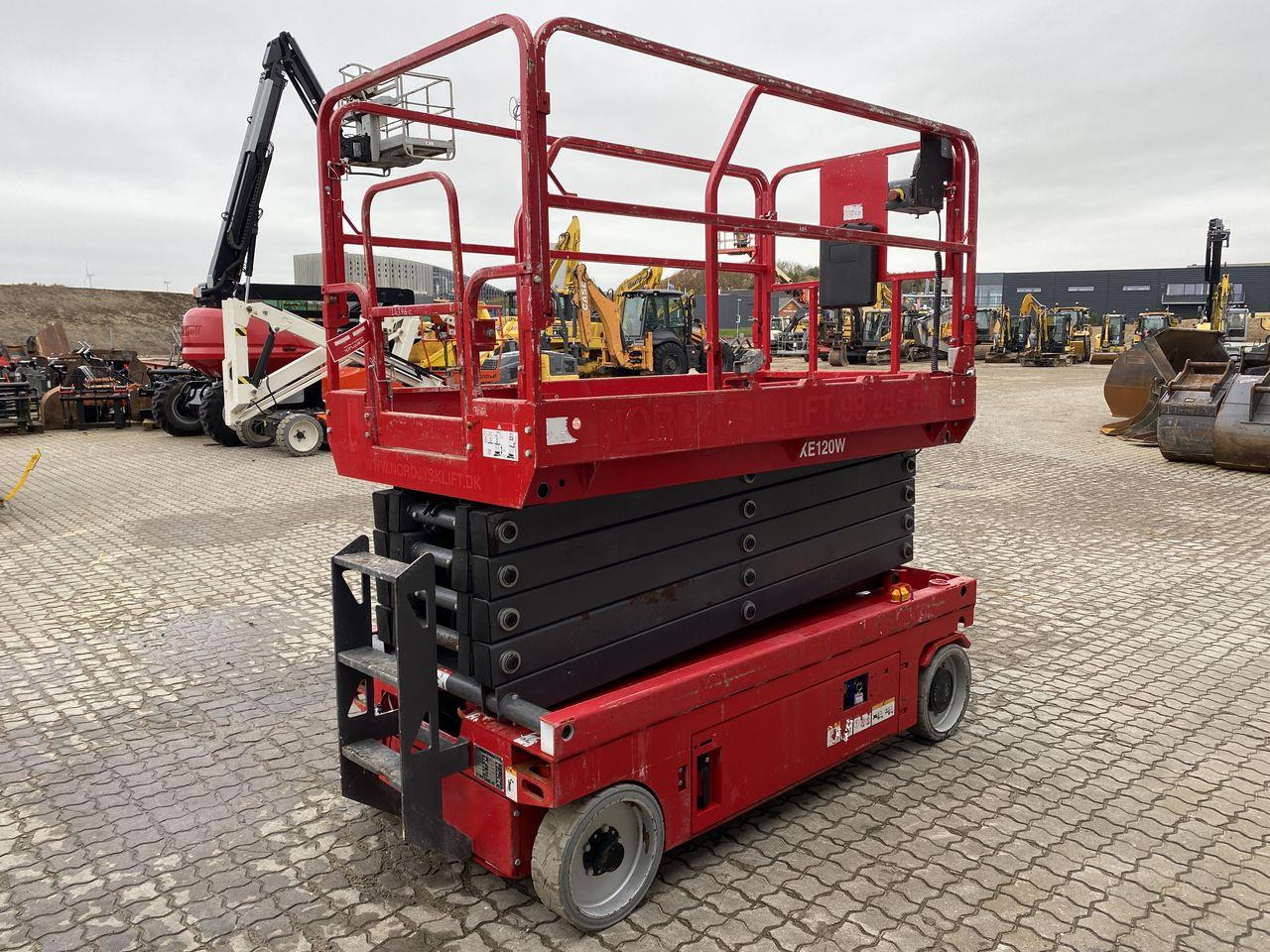 Mantall XE120W - Scissor lift: picture 4 Mantall XE120W - Scissor lift: picture 4