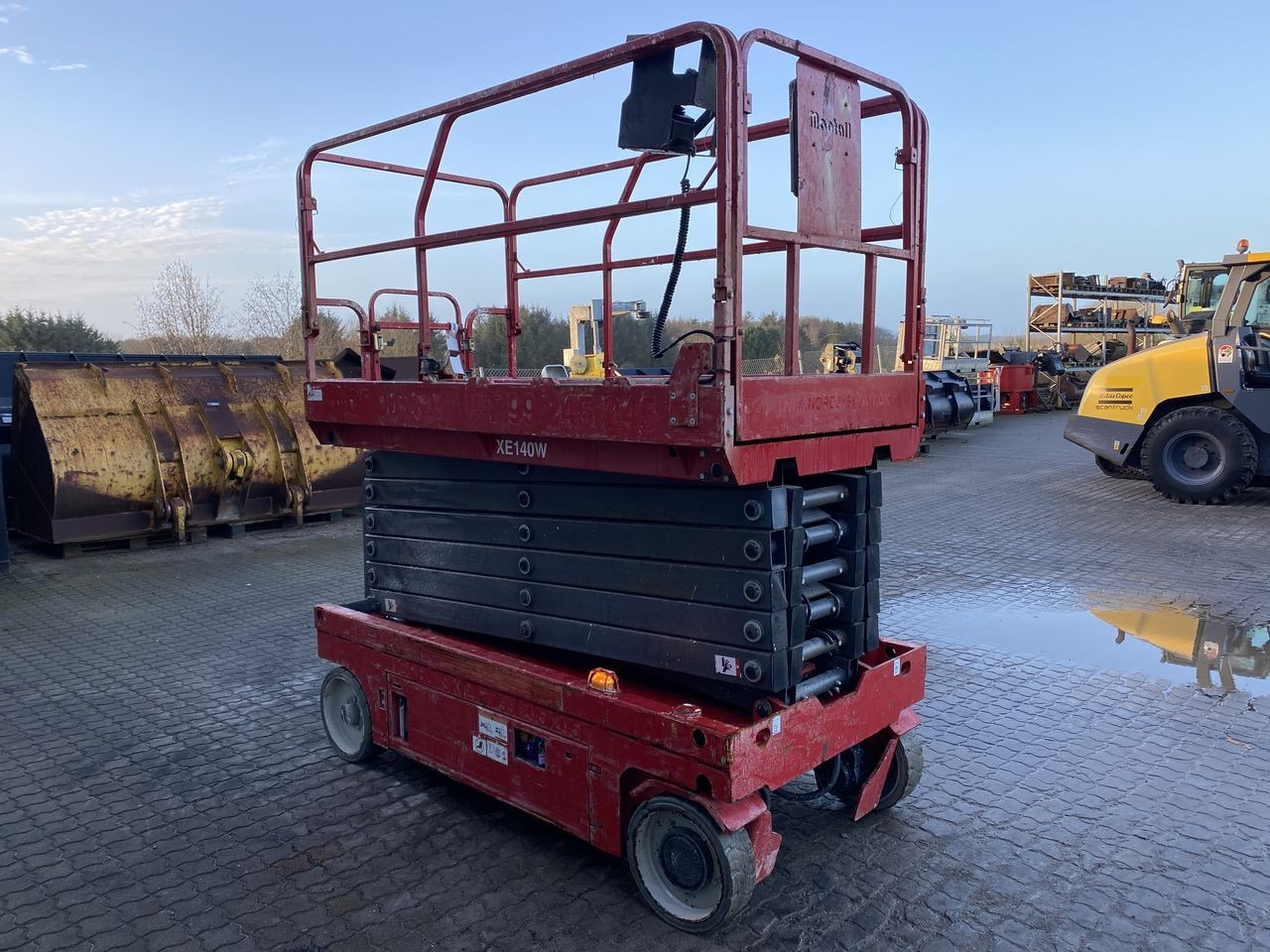 Mantall XE140W - Scissor lift: picture 5 Mantall XE140W - Scissor lift: picture 5