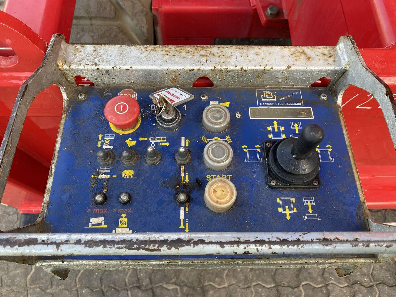 PB S225-24DS 4X4 - Scissor lift: picture 3 PB S225-24DS 4X4 - Scissor lift: picture 3