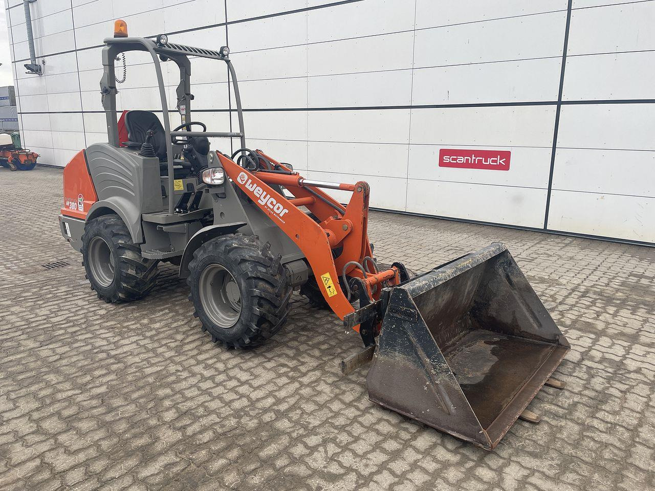 Weycor AR380 Agrar - Compact loader: picture 5 Weycor AR380 Agrar - Compact loader: picture 5