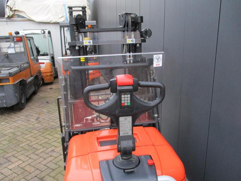 BT SPE 120 XR - Pallet truck: picture 4 BT SPE 120 XR - Pallet truck: picture 4