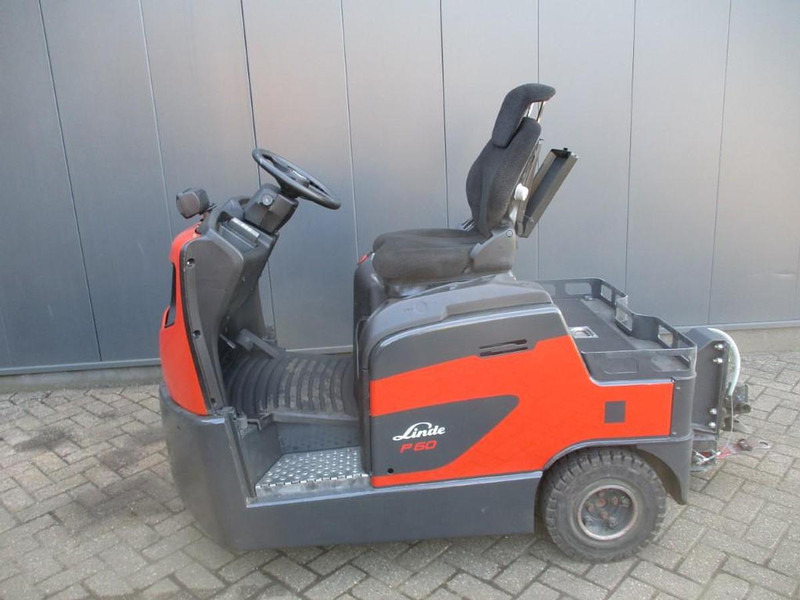 Linde P 60 - Tow tractor: picture 2 Linde P 60 - Tow tractor: picture 2