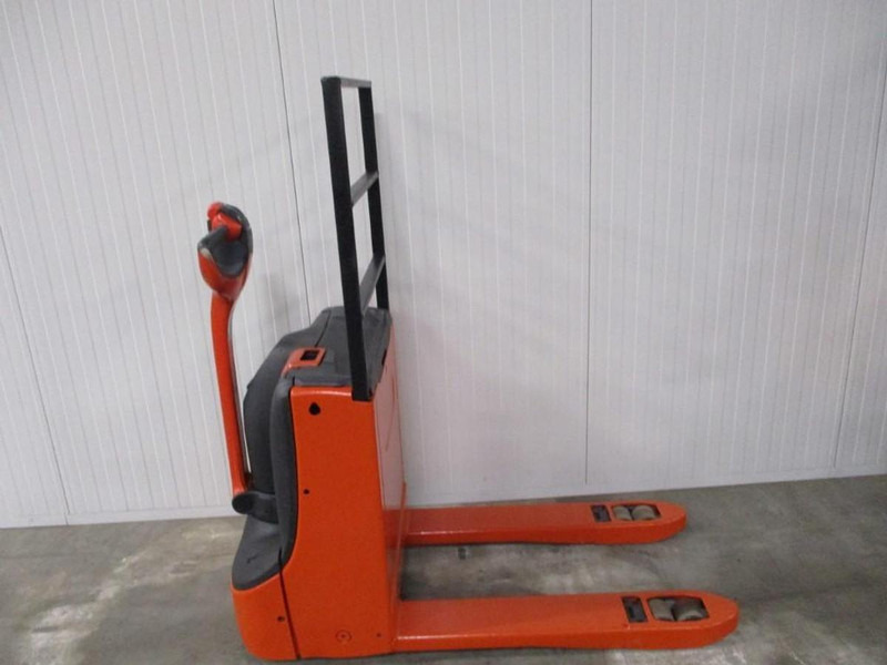 Linde T16 - Pallet truck: picture 2 Linde T16 - Pallet truck: picture 2