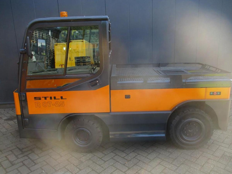 Still R07-25 - Tow tractor: picture 3 Still R07-25 - Tow tractor: picture 3