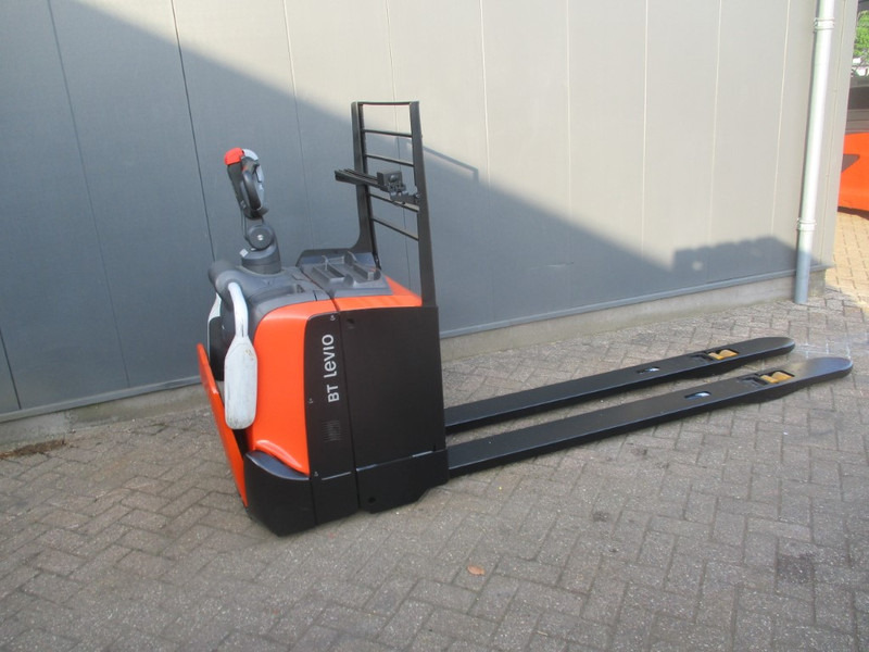 Toyota LPE 250 - Pallet truck: picture 3 Toyota LPE 250 - Pallet truck: picture 3