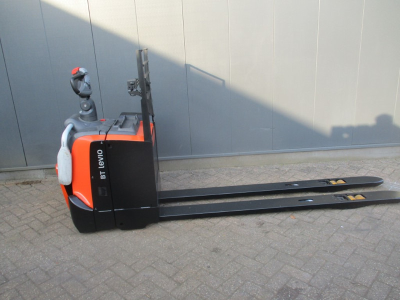 Toyota LPE 250 - Pallet truck: picture 2 Toyota LPE 250 - Pallet truck: picture 2