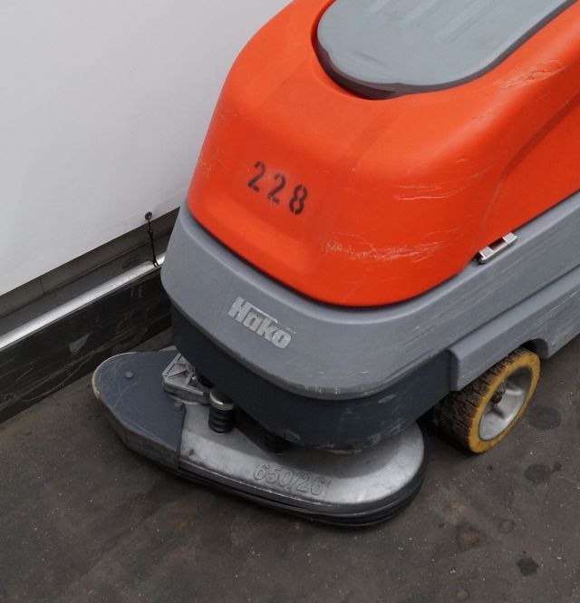 Hako Hakomatic B70 - Scrubber dryer: picture 3 Hako Hakomatic B70 - Scrubber dryer: picture 3
