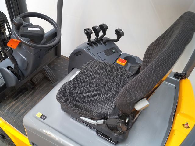Jungheinrich EFG113 - Electric forklift: picture 4 Jungheinrich EFG113 - Electric forklift: picture 4