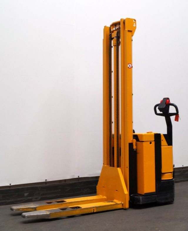 Jungheinrich EJC12 - Stacker: picture 1 Jungheinrich EJC12 - Stacker: picture 1