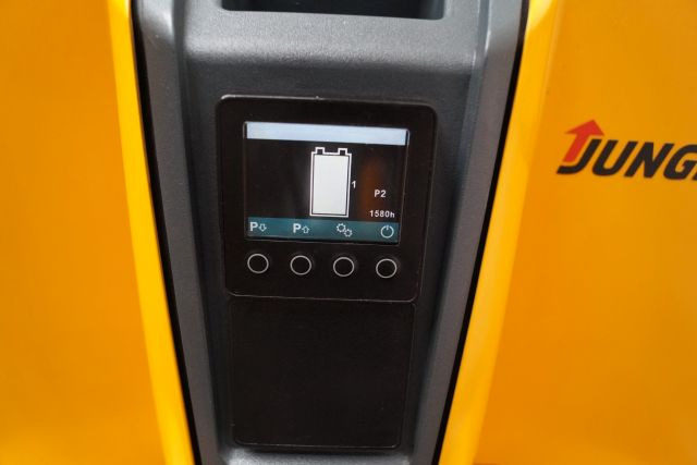 Jungheinrich EJD118 - Stacker: picture 4 Jungheinrich EJD118 - Stacker: picture 4