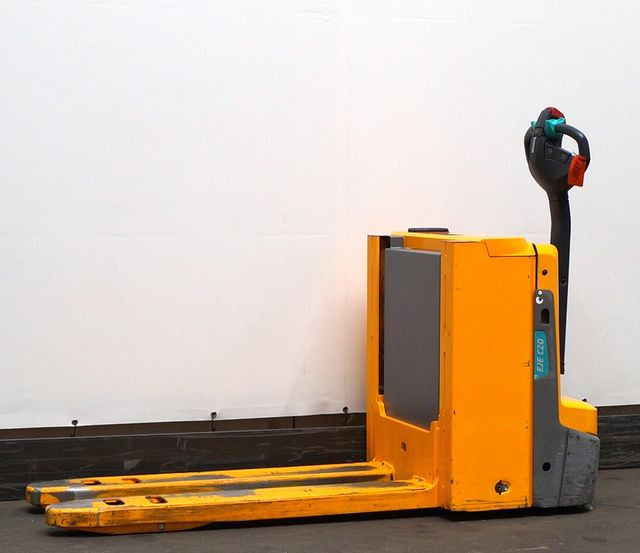 Jungheinrich EJE C20 - Pallet truck: picture 1 Jungheinrich EJE C20 - Pallet truck: picture 1