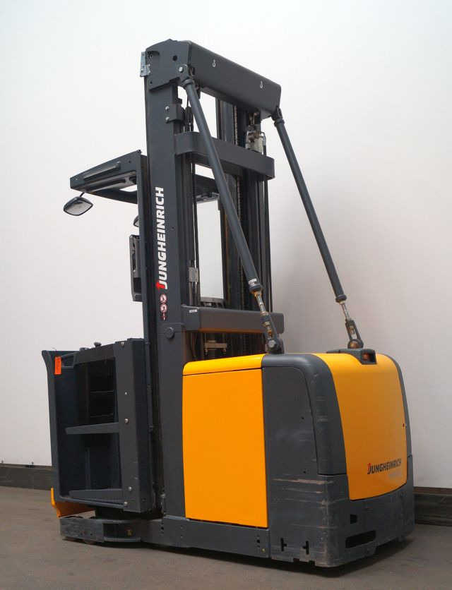 Jungheinrich EKS312 - Order picker: picture 2 Jungheinrich EKS312 - Order picker: picture 2