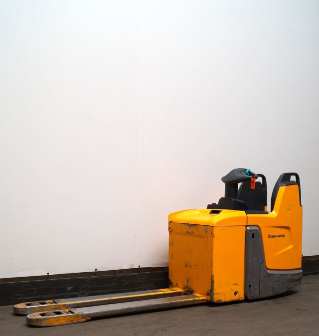 Jungheinrich ERE225 - Pallet truck: picture 1 Jungheinrich ERE225 - Pallet truck: picture 1