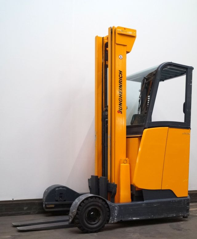 Jungheinrich ETV Cac16 - Reach truck: picture 2 Jungheinrich ETV Cac16 - Reach truck: picture 2