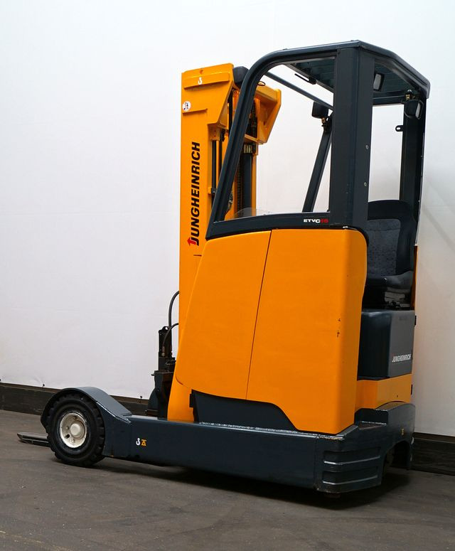 Jungheinrich ETV Cac16 - Reach truck: picture 1 Jungheinrich ETV Cac16 - Reach truck: picture 1