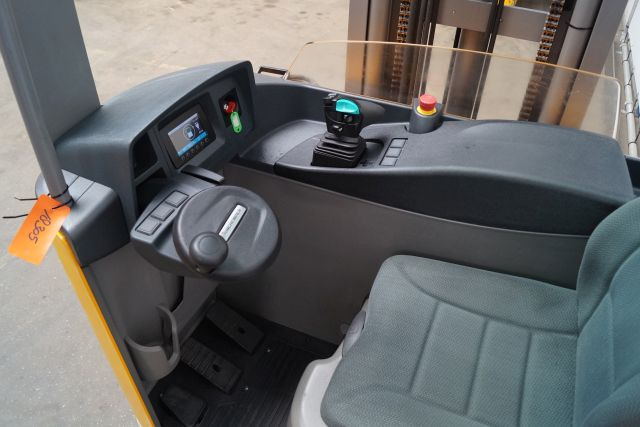 Jungheinrich ETV216 - Reach truck: picture 3 Jungheinrich ETV216 - Reach truck: picture 3
